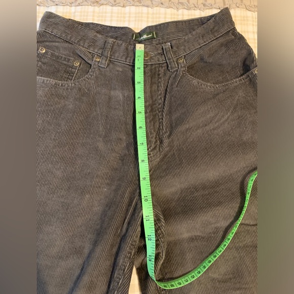 Eddie Bauer Corduroy Trouser Pant Taper Leg Relaxed Fit Straight Leg NWOT - Picture 3 of 8